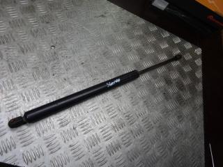 амортизатор крышки багажника (3-5 двери) Volkswagen Sharan 1 поколение [рестайлинг] 2003, 7M0827550G