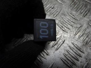 реле (прочие) Volkswagen Golf 4 поколение 2002, 1.6 л., бензин, МКПП, универсал, 7M0951253A