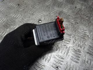 сопротивление печки Audi A6 4B/C5 1998, 2.8 л., бензин, МКПП, универсал, 4B0820521