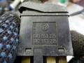 кнопка аварийной сигнализации Volkswagen Caddy 2 поколение 1998, 1.9 л., дизель, МКПП, фургон, 6N1953235 - фото №5