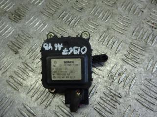 моторчик заслонки печки Audi A6 4B/C5 1998, 2.4 л., бензин, МКПП, седан, 4B1820511D
