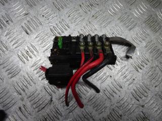 блок предохранителей Volkswagen Golf 3 поколение 2000, 1.4 л., бензин