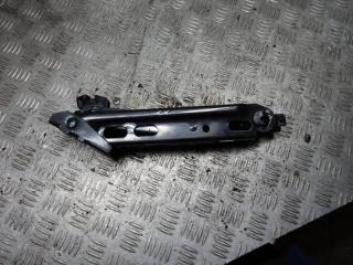 домкрат Opel Corsa D 2010, 1.2 л., бензин, МКПП, хетчбэк 5 дв., 13331922