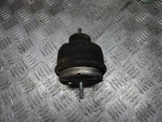 подушка крепления двигателя Audi A4 B5 1999, 8D0199379S