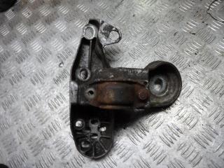 втулка стабилизатора Volkswagen Passat B5 1999, 4B0199351B