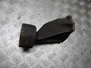 кронштейн КПП Volkswagen Passat B5 1998, 8D0399113AB