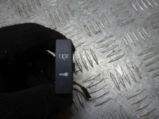 кнопка ручного тормоза (ручника) Volkswagen Touareg 1 поколение 2005, 3.0 л., дизель, МКПП, внедорожник 5 дв., 7L6962125