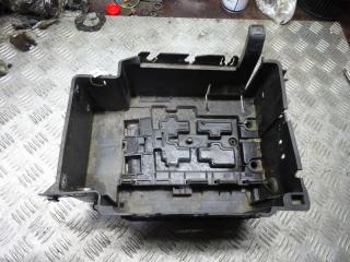 полка аккумулятора Citroen C2 1 поколение 2007, 1.1 л., бензин, МКПП, хетчбэк 5 дв., 9656705880