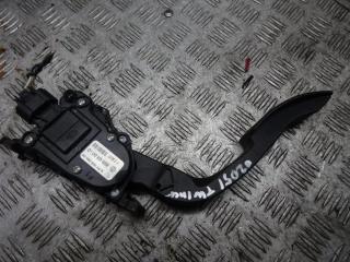 педаль Renault Twingo 2 поколение 2010, 1.5 л., дизель, МКПП, хетчбэк 5 дв., 8200426241D