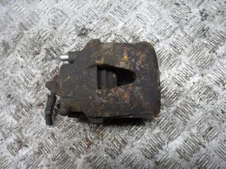 суппорт передний правый Volkswagen Golf 3 поколение 2000, 1.6 л., бензин