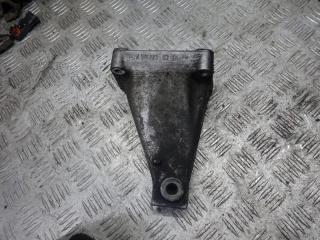 кронштейн двигателя Mercedes-Benz Sprinter 1 поколение (W901-905) [рестайлинг] 2003, 2.2 л., дизель, A6112230304