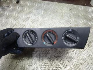 блок управления печки / климат-контроля Audi A6 4A/C4 1995, 2.0 л., бензин, МКПП, седан