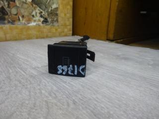 кнопка обогрева лобового стекла Volkswagen Polo 4 поколение 2004, 1.2 л., бензин, МКПП, хетчбэк 5 дв., 6Q0959621