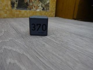 реле (прочие) Volkswagen Passat B5 2000, 8D0951253