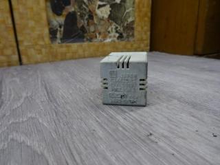 реле (прочие) Opel Omega B [рестайлинг] 2002, 2.2 л., дизель, МКПП, универсал, 024433182