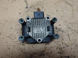 катушка зажигания Volkswagen Golf 4 поколение 2002, 1.6 л., бензин, 032905106B