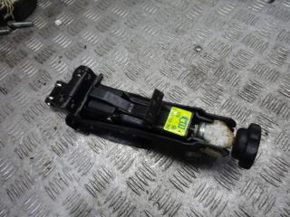 домкрат Volkswagen Polo 3 поколение 1998, 6N0011031C