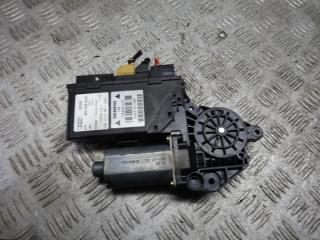 моторчик стеклоподъемника задний правый Audi A4 B6 2002, 8E0959802A