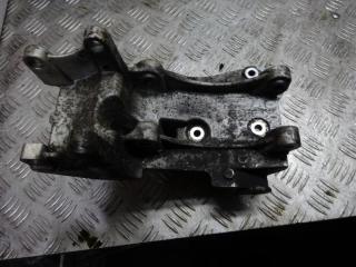 кронштейн генератора Peugeot 306 1 поколение 1997, 2.0 л., дизель, 96348183