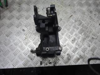 кронштейн генератора Peugeot Partner 1 поколение (M49) 2001, 1.9 л., 96354600