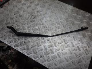 щеткодержатель (поводок стеклоочистителя, дворник) Peugeot 407 1 поколение 2006, 2.2 л., дизель, МКПП, универсал