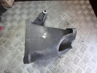 кронштейн полуоси Volkswagen Sharan 1 поколение 1998, 1.9 л., дизель, 7M0199207B