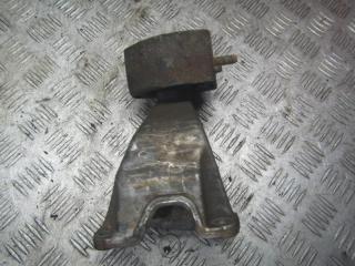 кронштейн КПП Volkswagen Passat B5 1998, 8D0399113AB