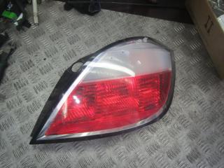 фонарь задний правый Opel Astra H 2005, 1.8 л., бензин, МКПП, хетчбэк 5 дв.