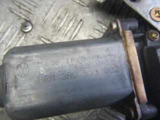 стеклоподъемник электрический передний правый Volkswagen Passat B4 1994, 1.8 л., бензин, МКПП, универсал, 3A0959802