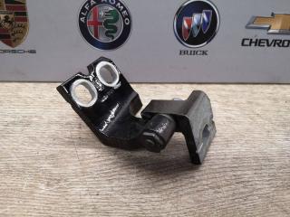 петля двери Alfa Romeo 2018, 2.0 л., бензин, правый руль