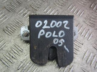 замок багажника Volkswagen Polo 4 поколение 2005, 1.2 л., бензин, МКПП, хетчбэк 5 дв., 6Q6827505E