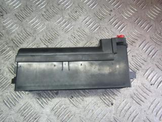 блок предохранителей Volkswagen Touran 1 поколение [2-й рестайлинг] 2012, 1T1937615B