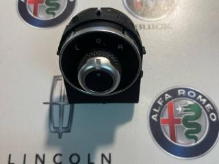 джойстик регулировки зеркал Alfa Romeo 2018, 2.0 л., бензин, правый руль, 01561181990