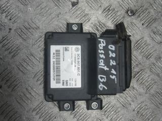 блок управления ручником Volkswagen Passat B6 2010, 2.0 л., дизель, АКПП, универсал, 3C8907801C