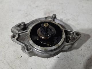 насос вакуумный Volkswagen Touareg 1 поколение 2006, 3.0 л., BKS, дизель, 6МКПП, черный, внедорожник 5 дв., полный привод, 057145100AC