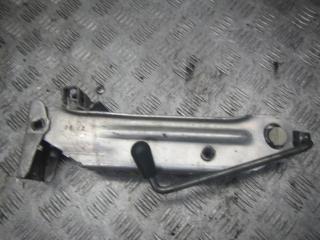 домкрат Audi A4 B5 [рестайлинг] 2000, 8L0011031A