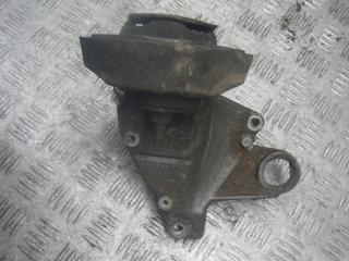 кронштейн КПП Audi A4 B5 1998, 8D0399114S