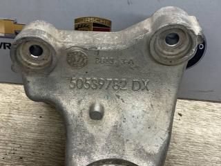 кронштейн двигателя Alfa Romeo 2018, 2.0 л., бензин, 50539782