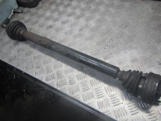 полуось передняя правая (приводной вал, ШРУС) Volkswagen Golf 4 поколение 2001, 1.6 л., бензин