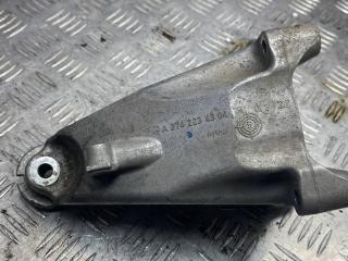 кронштейн двигателя Mercedes-Benz C-Класс W205/S205/C205 2016, 2.0 л., M 274.920, бензин, задний привод, A2742234304