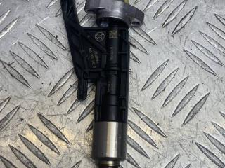 форсунка BMW 5 серия G30/G31 2018, 2.0 л., B48 B20 A, бензин, задний привод, правый руль, 13537639990, 7639990
