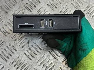 блок управления USB Mercedes-Benz C-Класс W205/S205/C205 2016, A2058200226