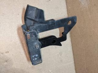 захватный крюк капота Mercedes-Benz C-Класс W204/S204 2009, 3.0 л., M 272.948, бензин, A2048800064