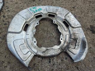 защитный кожух тормозного механизма BMW X5 E70 (2006 - 2010), 6857981