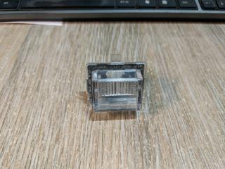 подсветка номера Mercedes-Benz C-Класс W204/S204 2009, 3.0 л., M 272.948, бензин, A2218200456, 2218200456