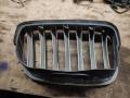 решетка капота BMW X5 E70 2007, 4.8 л., N62 B48 A, бензин, 7171395 - фото №4