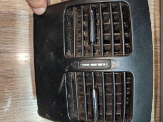 дефлектор обдува салона Mercedes-Benz C-Класс W204/S204 2009, 3.0 л., M 272.948, бензин, 2048300954, A2048300954