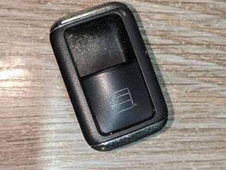 кнопка стеклоподъемника Mercedes-Benz C-Класс W204/S204 2009, 3.0 л., M 272.948, бензин, A2048707358