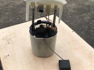 насос топливный Mercedes-Benz E-Класс W212/S212/C207/A207 [рестайлинг] 2013, 3.5 л., бензин, универсал, A2044700794