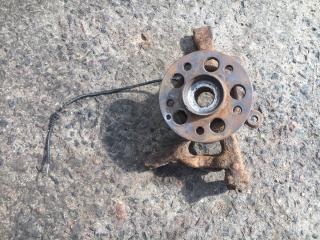 кулак поворотный левый Mercedes-Benz C-Класс W204/S204 2009, 3.0 л., M 272.948, бензин